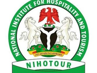 NIHOTOUR Helmsman Rewards Best Campus and Outstanding Staff Members of the Institute